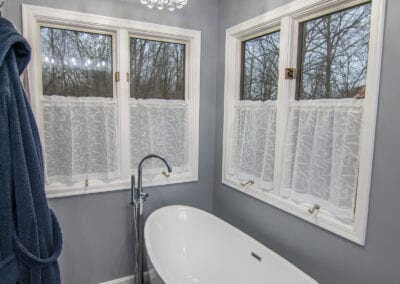 Cup Shaped Bath Tub Bathroom Modeling